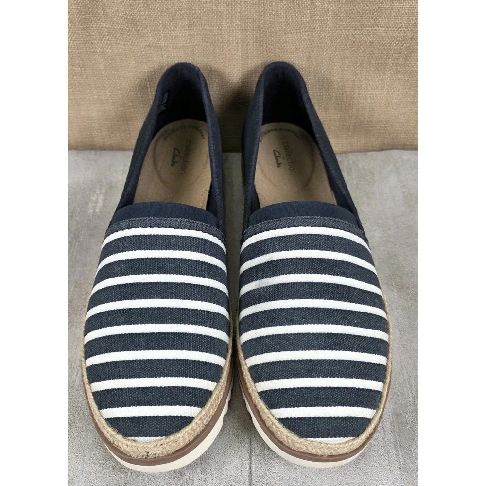 Collection by Clarks‎ Serena Paige Navy Marine Canvas Slip-on Shoes Flats 9M